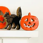 Wooden Black Scaredy Cat
