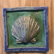 Scallop Tile (4" x 4") — Clay Trout Pottery