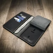 Badge Long Wallet