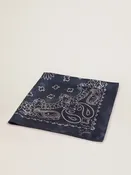 Denimblauer Foulard aus der Golden-Kollektion mit Paisleymuster
