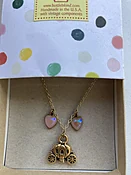 Cindarella Carriage Necklace — b'tween | børn