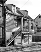 38 Price Street