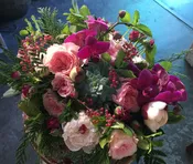The WOW! - seasonal arrangement — belle flower