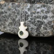 A rare Anatolian Marble Violin Idol, Early Bronze Age, ca. 3000 - 2500 BCE