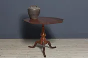 18th Century American Octagonal Tilt Top Table with Cabriole Legs