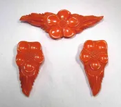 Vintage Orange Bakelite Carved Floral Brooch & Dress Clips Set ETC10708