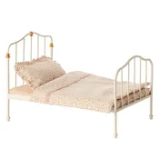 Vintage Bed, Mouse