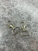 3/4" D RING WITH SWIVEL CLASP