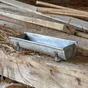 RAIN GUTTER CENTERPIECE
