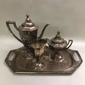 Rogers Heraldic Silverplate Coffee Serving Set: Coffee Pot, Cream, Sugar, & Tray