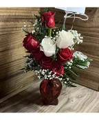 A HEART FULL OF ROSES
