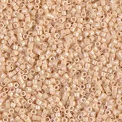DB0204: ANTIQUE BEIGE CEYLON DELICA 11/0