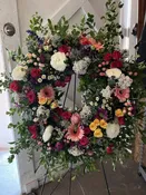 Fresh cut flowers designed to sit on an easel. — White Pine and Petals  Flowers, Weddings, Plants and Gifts Roscommon Higgins Lake