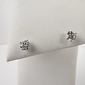 1.00 tw E/vs1 LAB GROWN diamonds, 14K martini 3-prong mountings