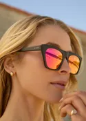 DIFF EYEWEAR AVRIL - MATTE BLACK + SUNSET MIRROR