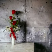 Classic Triple Rose Budvase