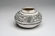 Anasazi Pinnawa Glaze on White Olla #A1001