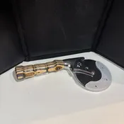 Buckskin Pizza Cutter