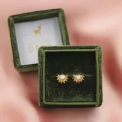 Amanda Deer Velvet Ring Box