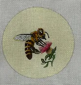 AT142 HONEY BEE ROUND ORNAMENT