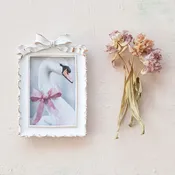 Plastic Photo Frame with Bow, Antique White & Gold Finish