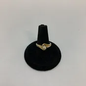 10K Gold Diamond Engagement Ring sz 5.5 (2.3g)
