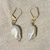 Baroque Pearl Simple Earrings