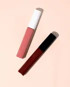 0.27oz / 8ml lip gloss tube with applicator