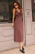 Carin Maxi Dress in Wine Plaid