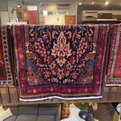 1970s 5x10 Mahal Vase Hand Knotted Wool Rug