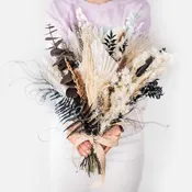 Zodiac Bouquet- Capricorn (December 22 - January 19)