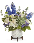 Teleflora's Mod Magnifique Bouquet