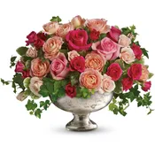 Queen's Court by Teleflora