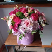 Grandiose Pink/Purple Flower Box Arrangement