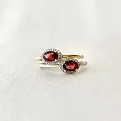 10K Gold Sparrow Egg Garnet Diamond Ring
