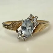 10K Gold Aquamarine Ring sz 8 (1.3g)