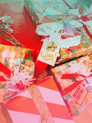 GIFT WRAP