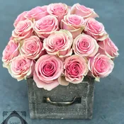 Rustic boxed flower