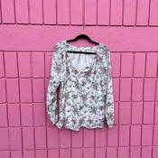 #101 XL Style & Co. White Red Blue Floral Boho Top