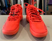 8 Puma Sneakers