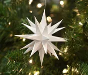 Paper Moravian Star, 4.5″