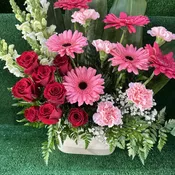 Mixed Roses, Snapdragons, Gerbera Daisies & Carnations Arrangement