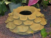 Leaf Gazing Globe Collar