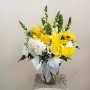 YELLOW AND WHITE VASE WV-019