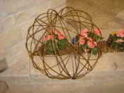 24in Garden Ball