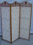 3-Section Stick & Ball Oak Dressing Screen