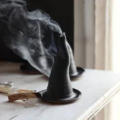BLACK WITCH HAT INCENSE BURNER
