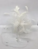 3 Rose Feather With Veil