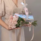 Bouquet of 12 pink roses