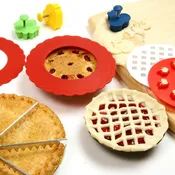 3280MINI SILICONE PIE PAN SHIELDS, SET OF 4 - RED
